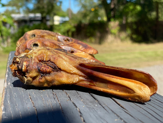 Premium duck head chew for dogs - single-ingredient treat provides mental stimulation
