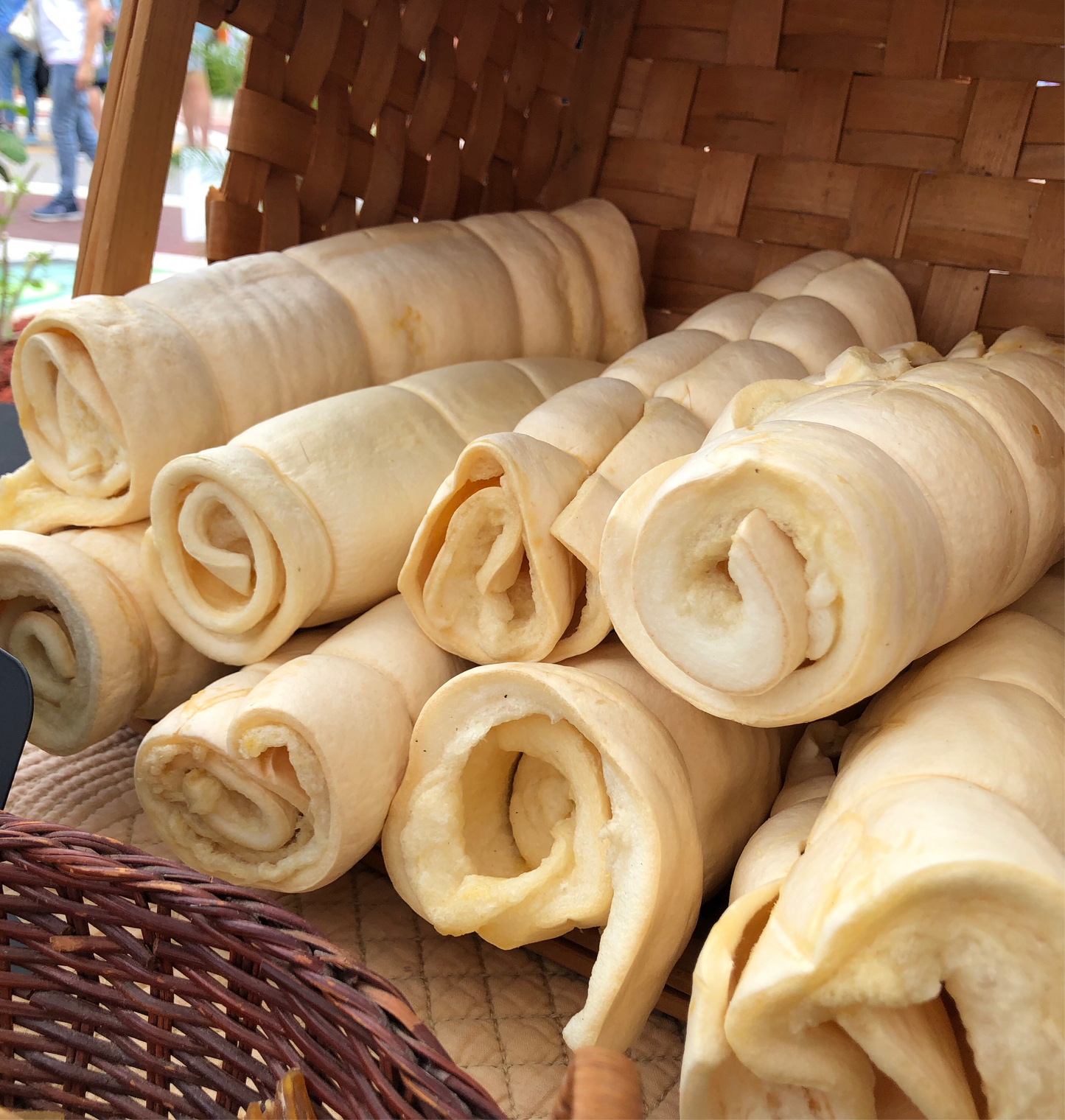 Large beef cheek roll dog chew - natural rawhide-free digestible treat for dental health